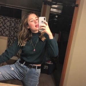 Meet your Posher, Danielle